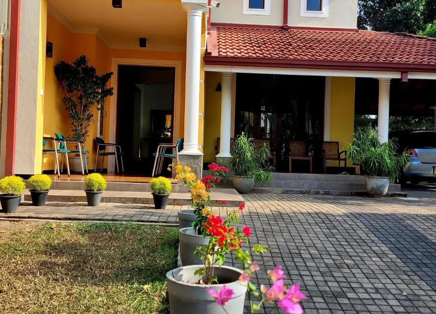 Bigcity Villa - Airport Transit Hotel Katunayaka