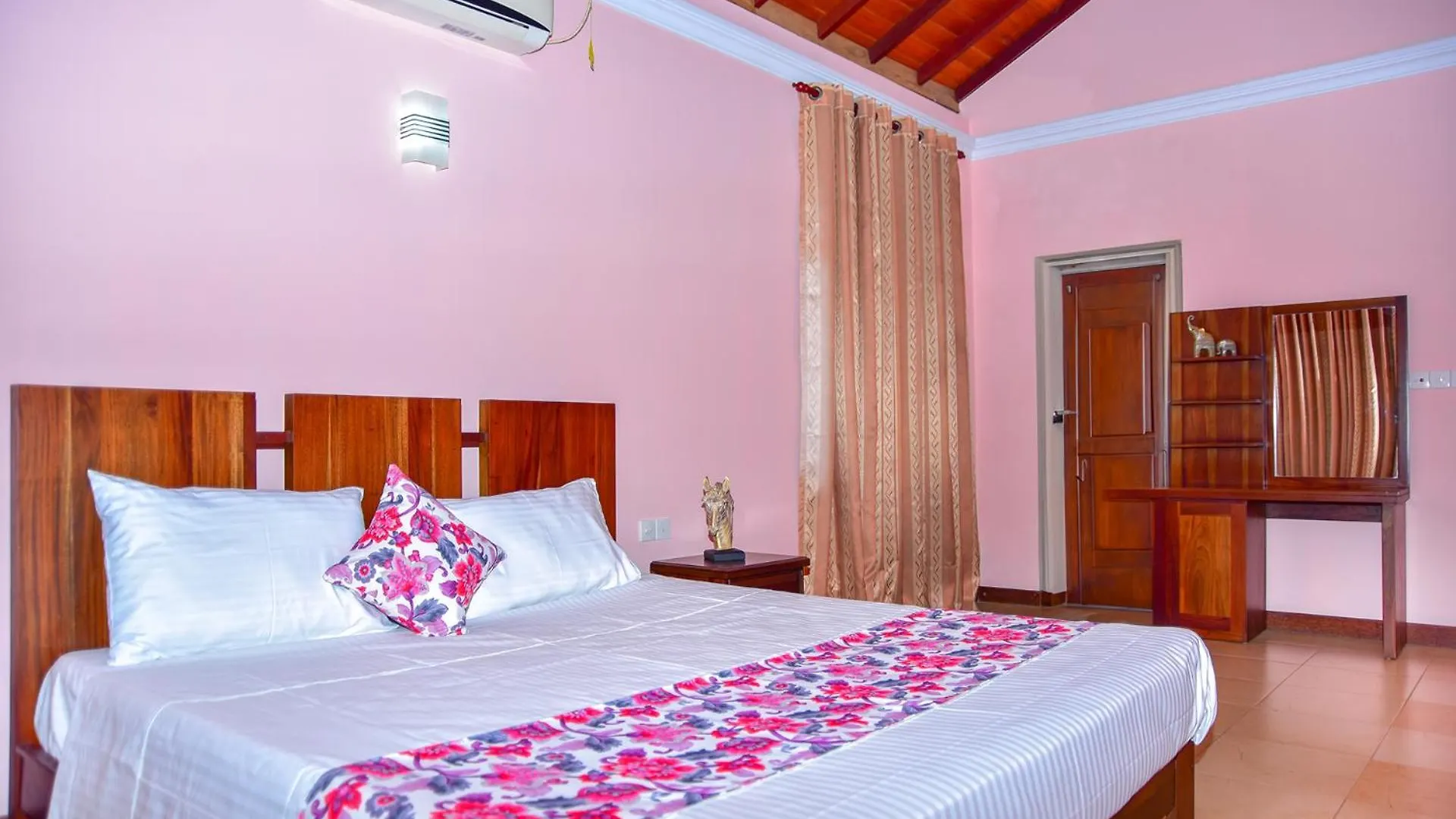 Bigcity Villa - Airport Transit Hotel Katunayaka Maison d'hôtes