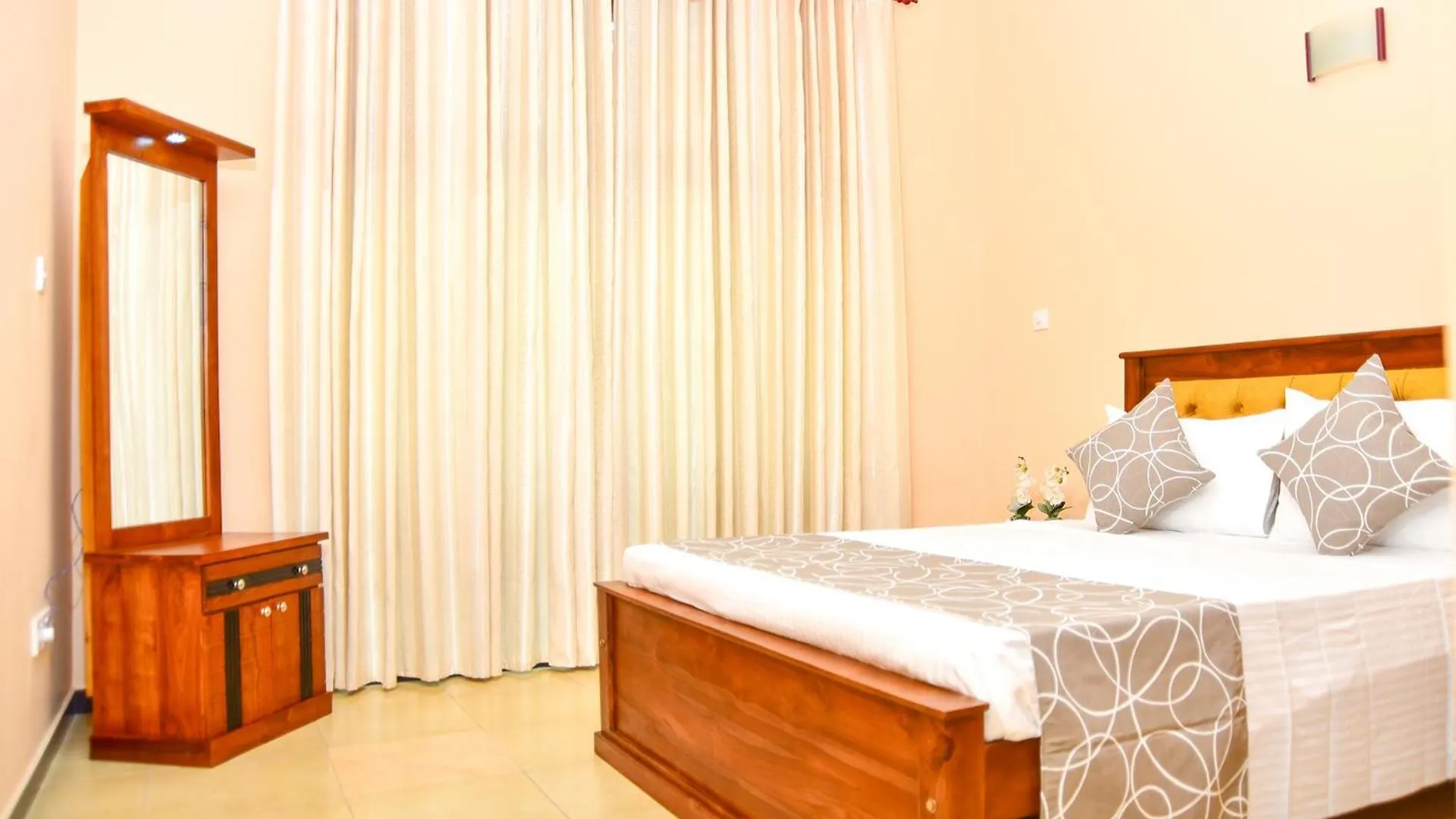Bigcity Villa - Airport Transit Hotel Katunayaka Maison d'hôtes