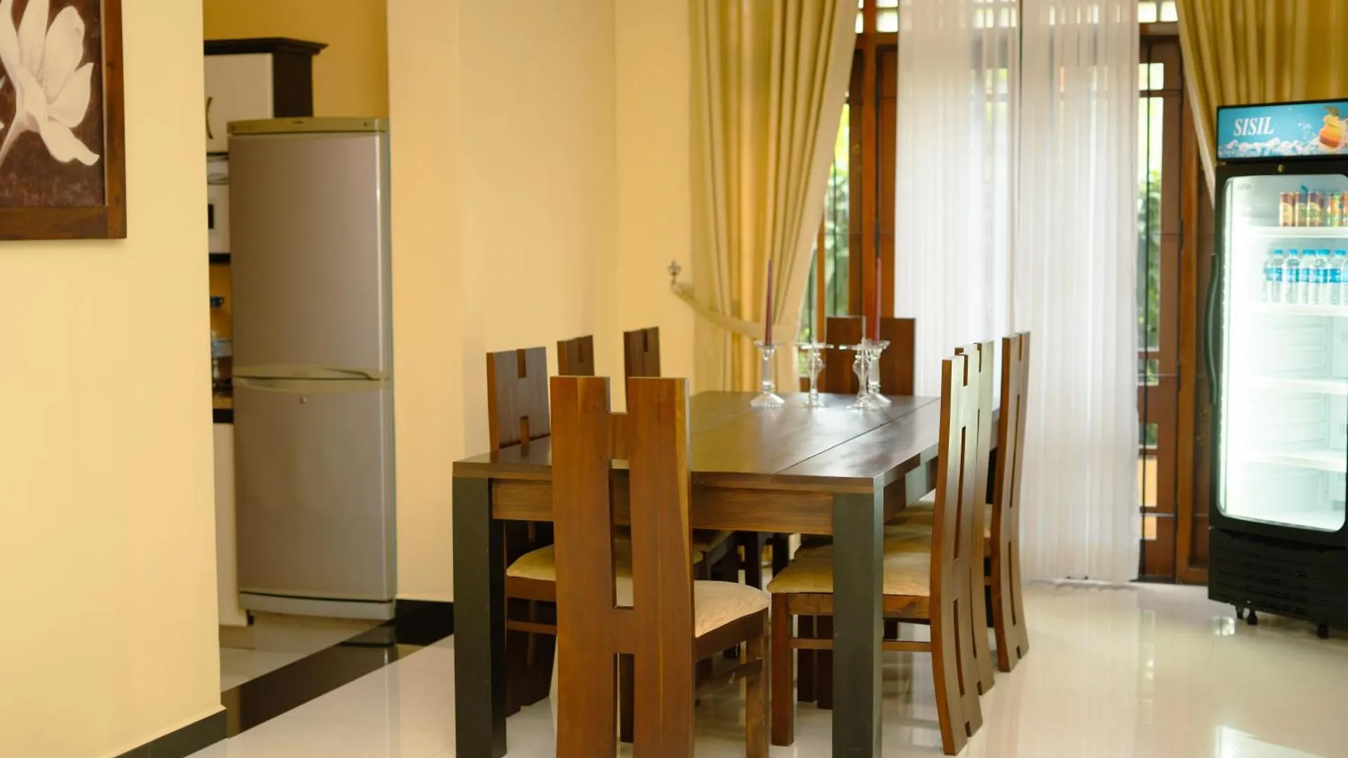 Bigcity Villa - Airport Transit Hotel Katunayaka 4*,