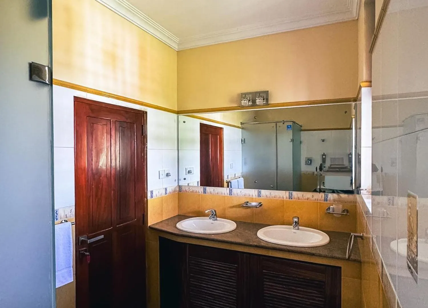 Maison d'hôtes Bigcity Villa - Airport Transit Hotel Katunayaka