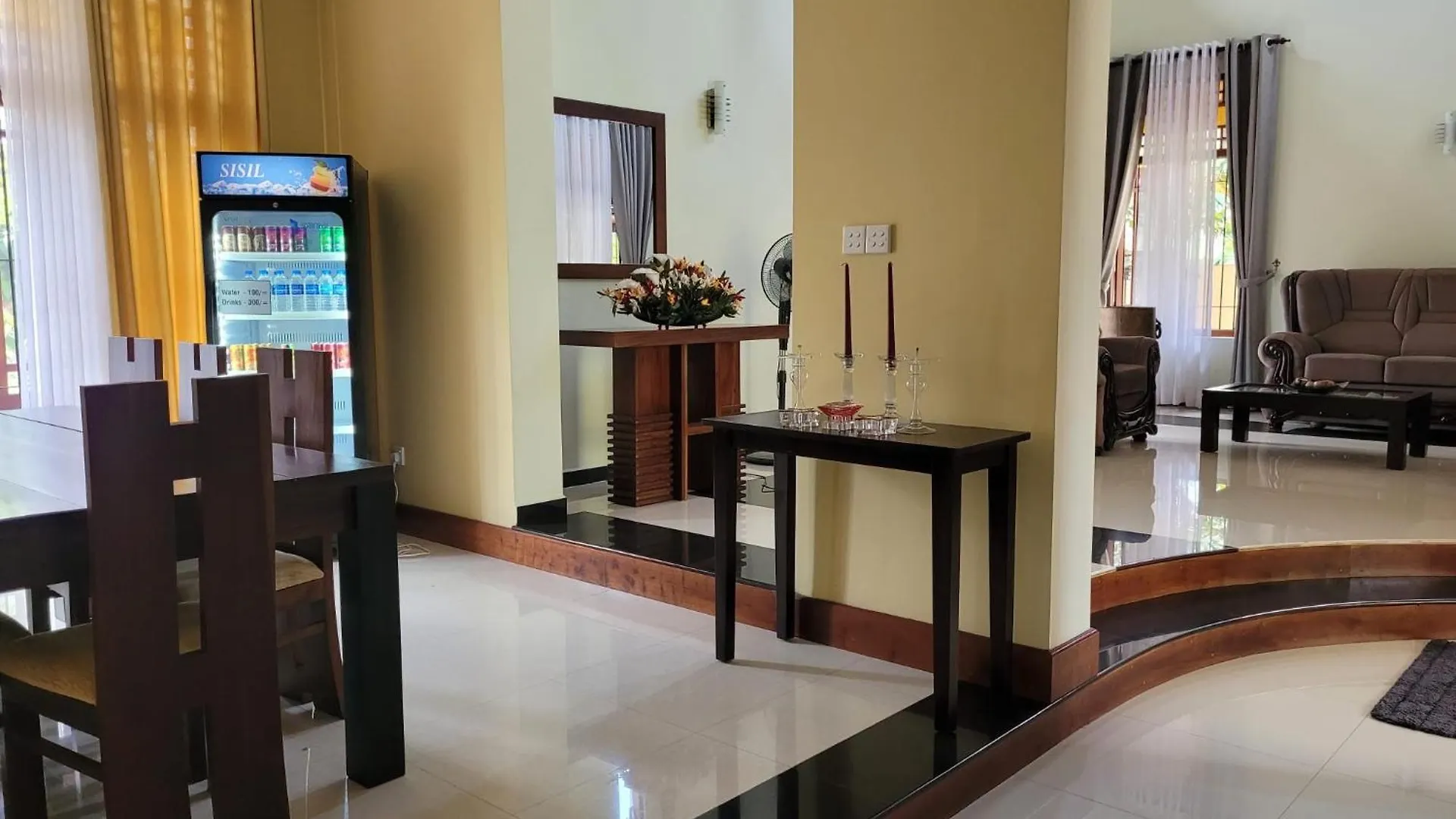 Bigcity Villa - Airport Transit Hotel Katunayaka 4*,